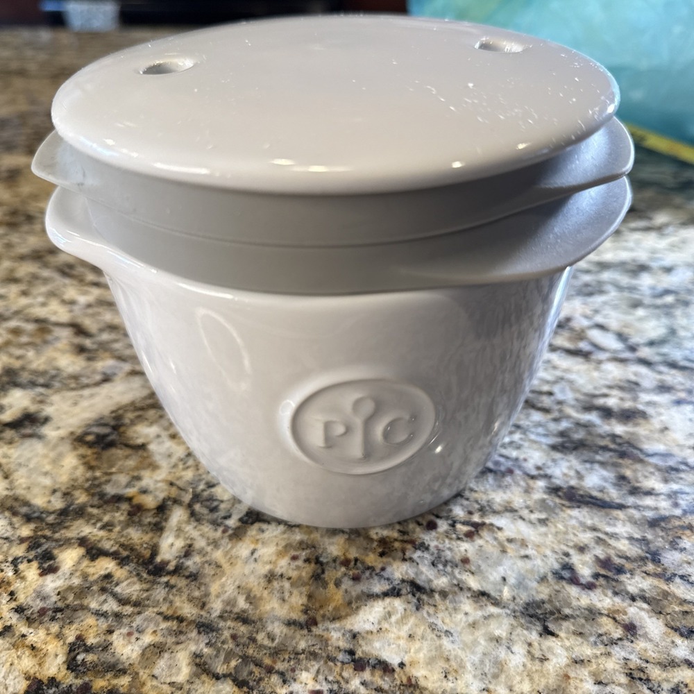 Pampered Chef Ceramic White Breakfast Sandwich Maker. No Box